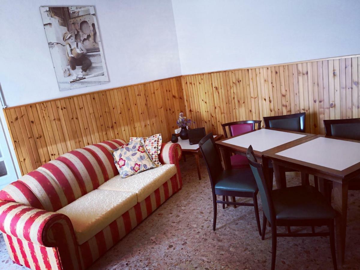 Corte Dal Castello Localita Termale Colà Eksteriør bilde